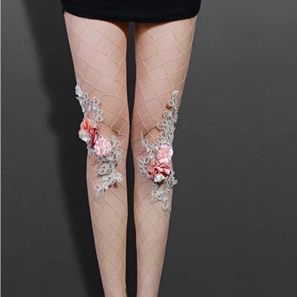 Fishnet 3D Floral Tights Stockings